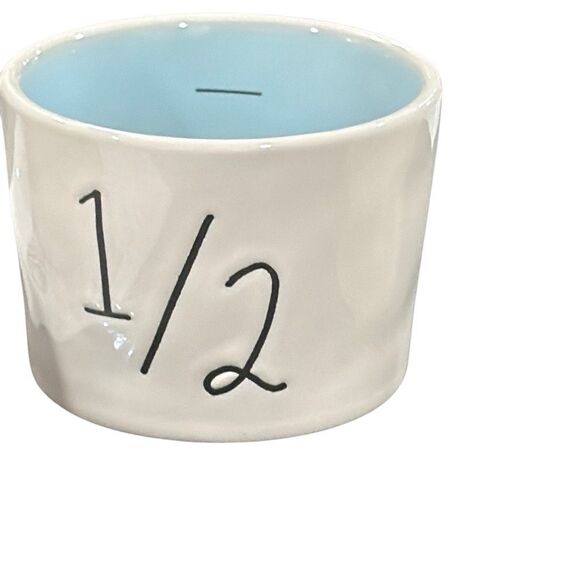 NWT Rae Dunn Disney measuring cups - Picture 9 of 13